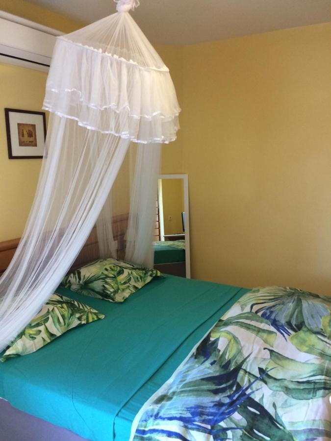 Appartement Arc En Ciel 3 Pieces Avec Acces Piscine Et Plage Saint-Francois  Zewnętrze zdjęcie